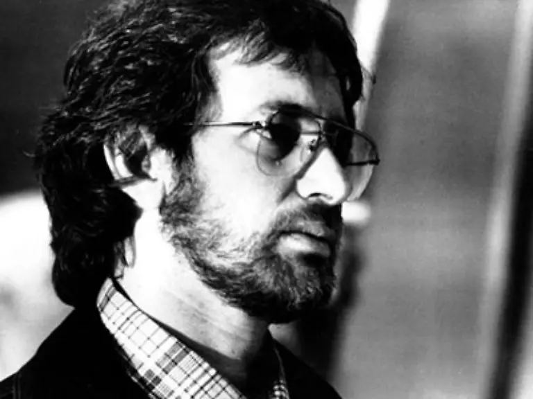 Doch-er-wies-auch-Top-Angebote-zurueck-etwa-Steven-Spielbergs-Einladung-fuer-eine-Boesewicht-Rolle-in-dem-Indiana-Jones-Abenteuer-Jaeger-des-verlorenen-Schatzes