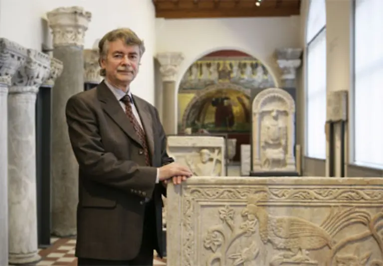 Nach-67-Jahren-sind-diese-Kunstwerke-wieder-mit-der-Skulpturensammlung-an-ihrem-angestammten-Ort-vereint-in-einer-Vollstaendigkeit-wie-sie-noch-zu-keiner-Zeit-zu-sehen-waren-wie-Sammlungsdirektor-Arne-Effenberger-betont