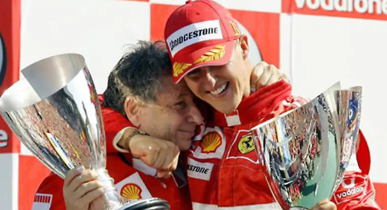 Bei-dem-italienischen-Traditionsteam-liest-man-Michele-noch-immer-jeden-Wunsch-von-den-Lippen-ab-Schumi-ist-der-heimliche-Herrscher-bei-Ferrari