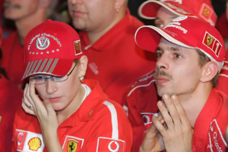 Ein-Schock-fuer-die-Fans-hier-in-Kerpen