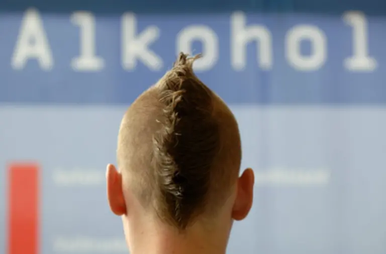 Vor-allem-Kinder-und-Jugendliche-sind-durch-die-anerkannte-Droge-Alkohol-gefaehrdet