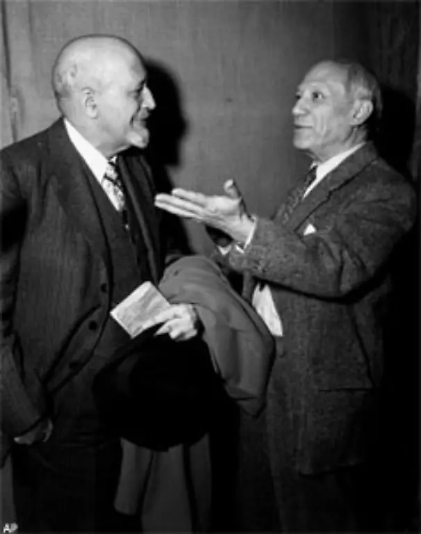 und-arbeitete-spaeter-mit-der-Friedensbewegung-zusammen-Hier-im-Bild-auf-einer-Friedenskonferenz-in-Paris-1949-mit-dem-US-Delegierten-Dr-W-E-B-Du-Bois
