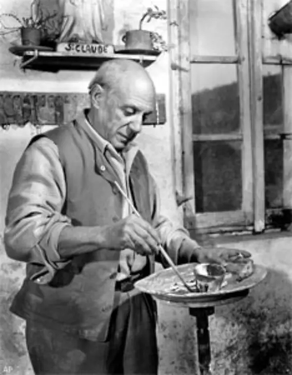 Picassos-Portraet-Stalins-von-1953-missfiel-allerdings-den-Anhaengern-des-Diktators