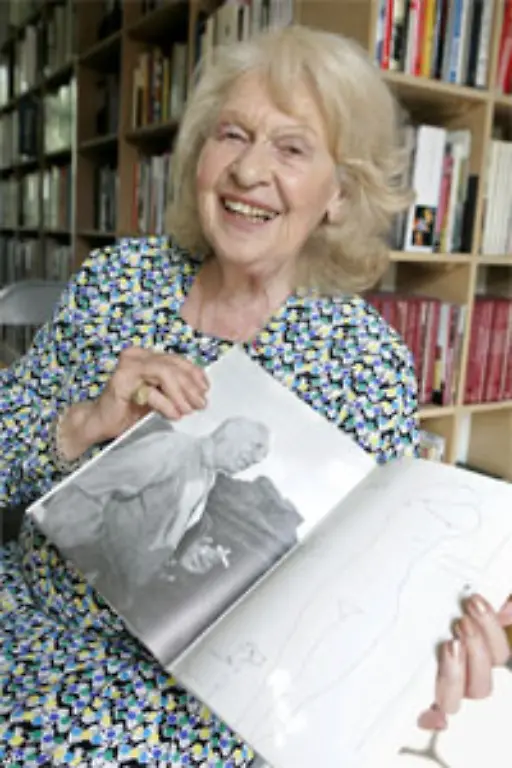 Immer-wieder-hatte-er-Geliebte-Eine-von-ihnen-war-Genevive-Laporte-die-als-24-Jaehrige-eine-Affaere-mit-dem-damals-70-Jaehrigen-begann