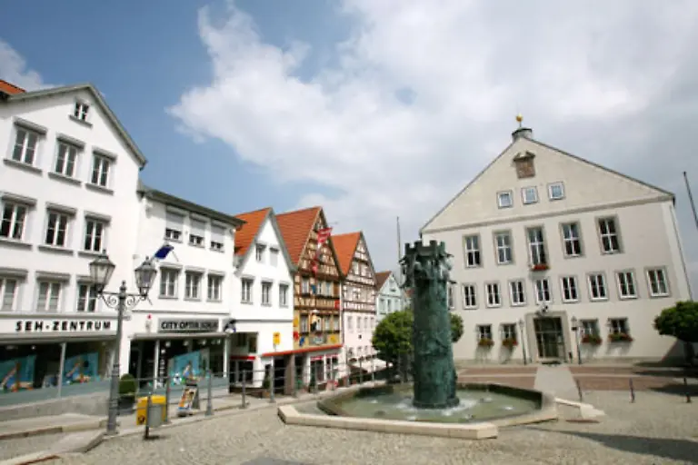 Markus-Wolf-wurde-am-19-Januar-1923-im-schwaebischen-Hechingen-geboren