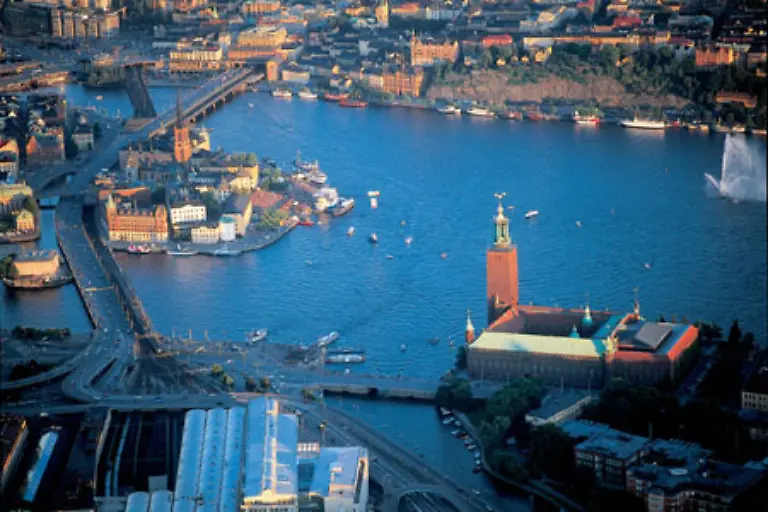 Nachdem-der-BND-den-Mann-ohne-Gesicht-1978-in-Stockholm-durch-ein-Foto-enttarnt-hatte-waren-die-Reisemoeglichkeiten-Wolfs-ins-westliche-Ausland-stark-eingeschraenkt