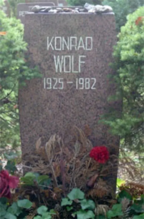 und-widmete-sich-der-Vollendung-eines-Projekts-seines-verstorbenen-Bruders-des-DEFA-Regisseurs-Konrad-Wolf