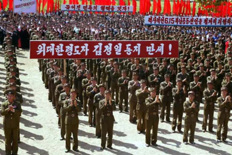 Nordkorea-ist-die-letzte-stalinistische-Bastion-Hier-herrscht-die-kommunistische-Partei-der-Arbeit-Koreas-PdAK-In-Nordkorea-herrscht-ein-unglaublicher-Personenkult