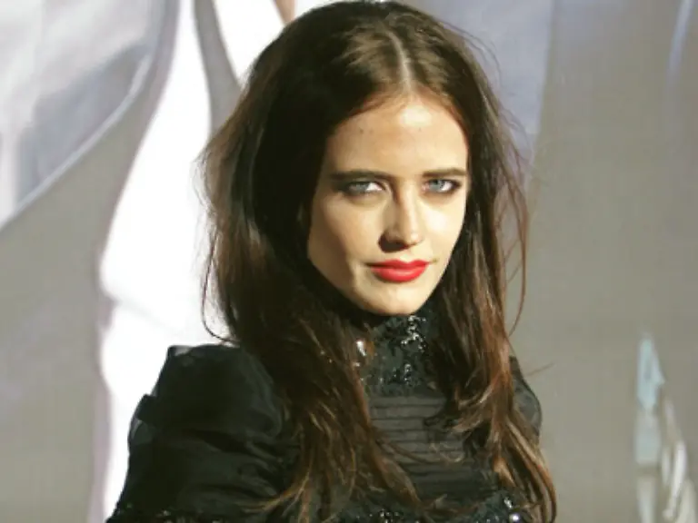 Im-neuesten-James-Bond-Film-Casino-Royale-spielt-die-Pariserin-Eva-Green