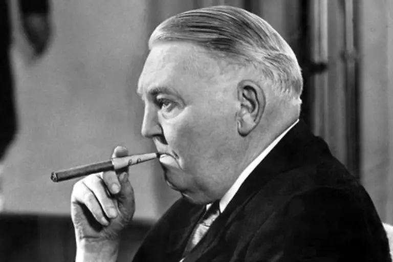 Um-den-Aufschwung-und-die-Konjunktur-musste-sich-Ludwig-Erhard-der-Vater-des-Wirtschaftswunders-kaum-Sorgen-machen