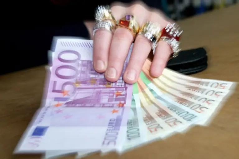 Milliarden-in-modernste-Fabriken-investiert