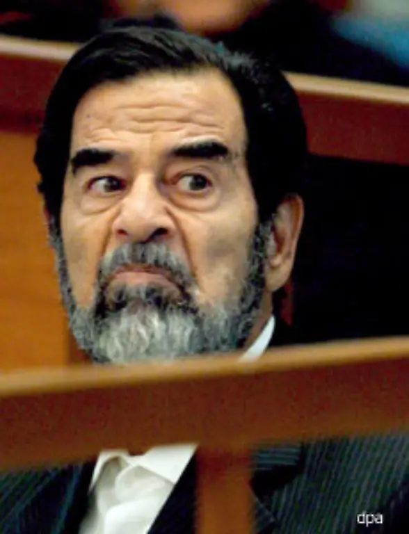 Auch-unter-Diktator-Saddam-Hussein-einem-Sunniten-ist-das-der-Fall-Inzwischen-ist-Hussein-hingerichtet-worden-fuer-seine-Graeueltaten