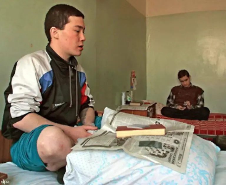 Doch-auch-in-Europa-ist-das-AIDS-Problem-keineswegs-geloest-Nach-Angaben-von-UNAIDS-haben-sich-die-HIV-Neuinfektionen-in-Europa-von-1996-bis-heute-verdoppelt