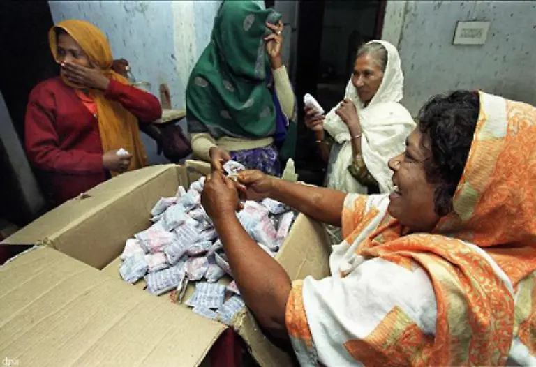 Kondome-sind-ein-wirksamer-Schutz-gegen-HIV-und-reduzieren-das-Risiko-anderer-sexuell-uebertragbarer-Krankheiten-Das-haben-Studien-weltweit-bestaetigt