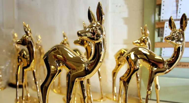 Fuer-seine-schauspielerischen-Kuenste-in-Silas-bekam-Bach-sogar-einen-Bambi