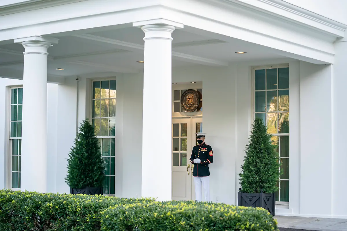 7e698653a9581f9a807a17278d94c11f