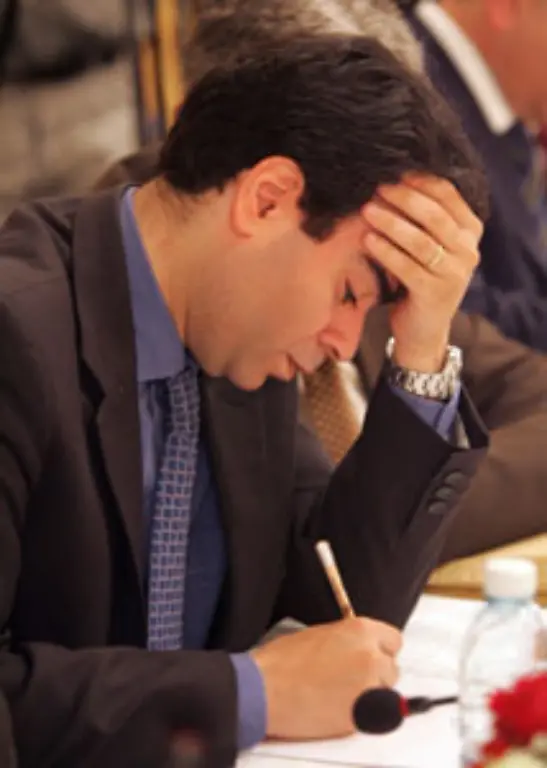 Pierre-Gemayel-junior-kam-am-21-November-bei-einem-Attentat-in-Beirut-ums-Leben-Der-34-Jaehrige-war-libanesischer-Industrieminister-Rechtsanwalt-und-maronitischer-Christ