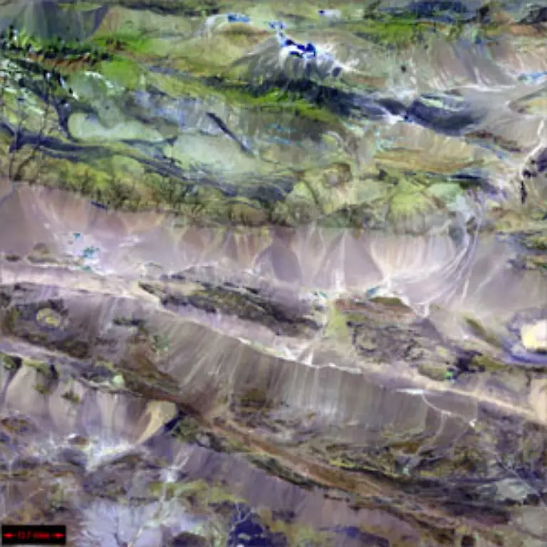 Uebergangszone-Edrengiyn-Nuruu-zwischen-der-Mongolei-und-China