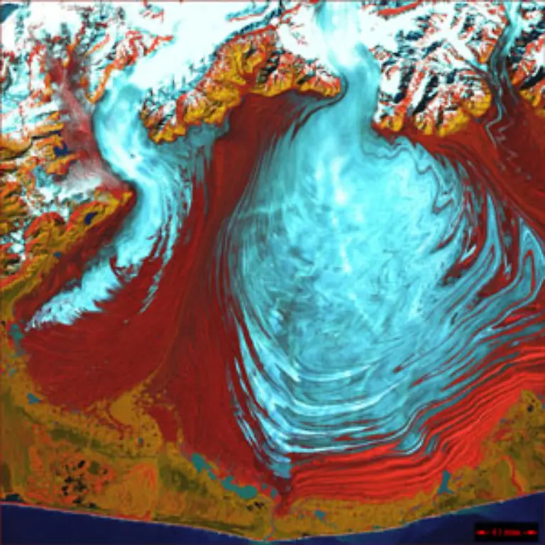 Malaspina-Gletscher-in-Alaska-USA