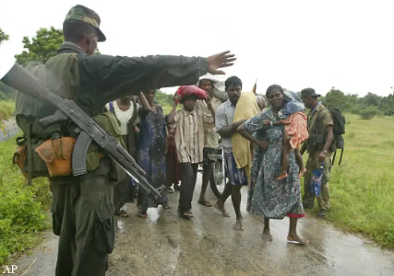 Die-Konflikte-in-Somalia-und-Sri-Lanka-die-sich-zwischenzeitlich-beruhigt-hatten-brechen-im-Jahr-2006-mit-neuer-Gewalt-aus