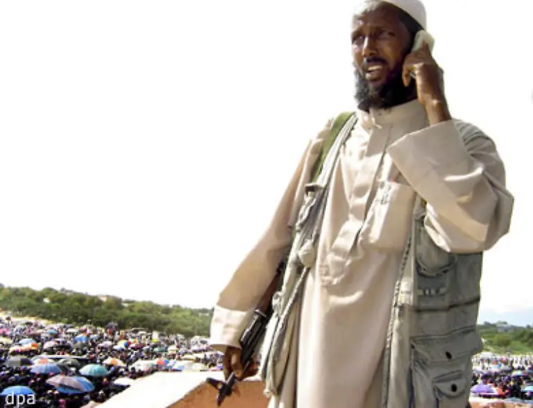Die-Sorge-ist-nicht-unbegruendet-Bereits-im-Herbst-2006-ruft-Scheich-Mukhtar-Robow-Ali-auch-bekannt-als-Abu-Mansour-in-Mogadischu-zum-Heiligen-Krieg-gegen-Aethiopien-auf