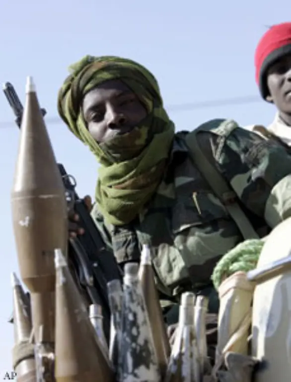Im-Tschad-kaempfen-verschiedene-Rebellengruppen-zudem-gegen-die-Regierung-von-Praesident-Idriss-Deby