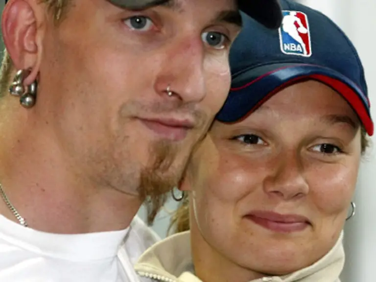 Und-laesst-Kretzsche-sich-jetzt-endlich-sein-Tattoo-von-der-Wade-wegmachen