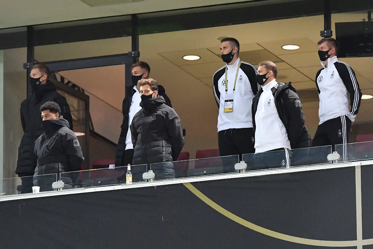 9968bd571548eeab64de0442b00bd76f