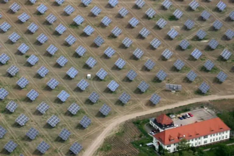 Quellen-wie-Solarenergie-Verbrennung-von-Heizoel-und
