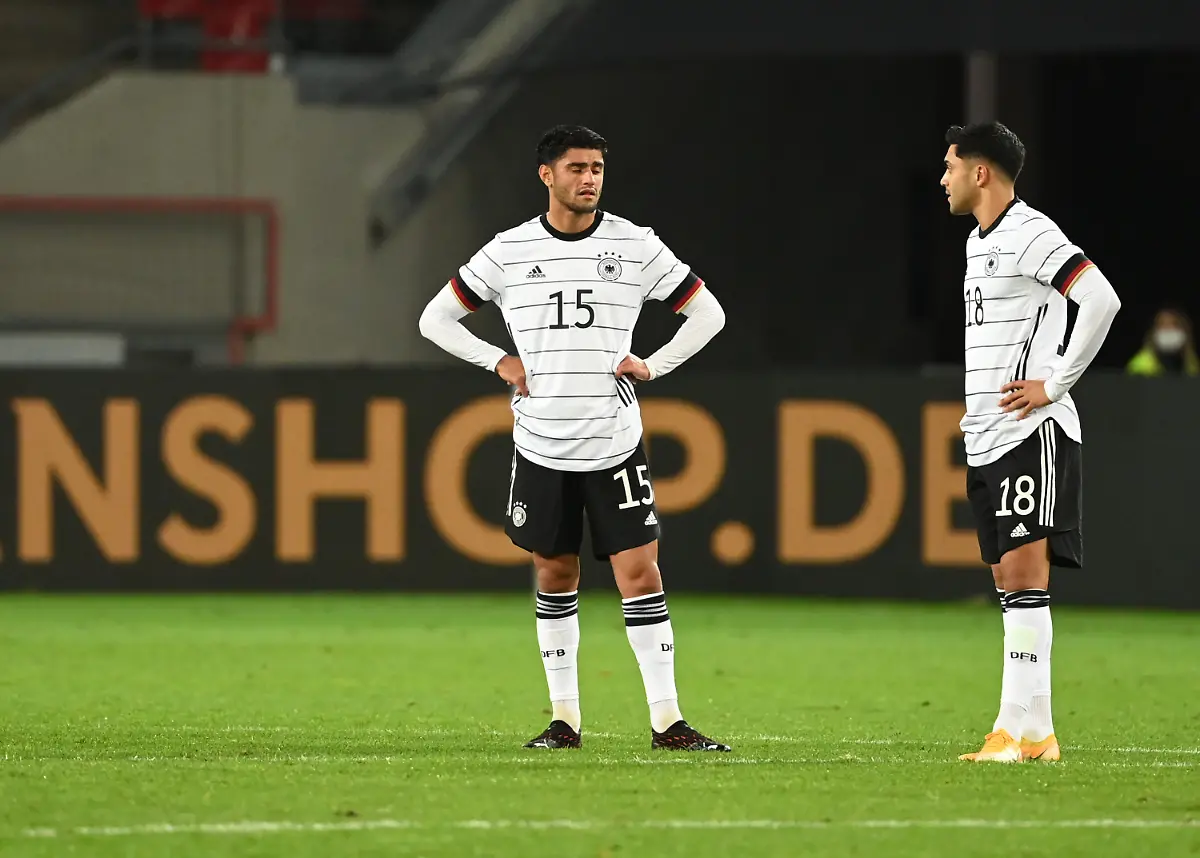 6acfbf6e0770cd49cc9e50c3843c5ee6