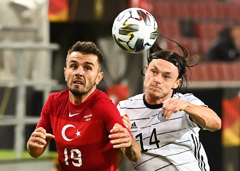 f7afcfd33c7ee0e00e90849c419e1536