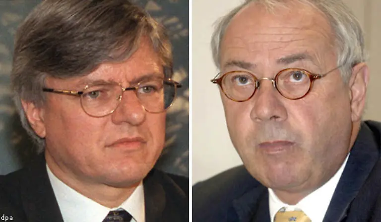 sind-Schuster-und-Klaus-Joachim-Gebauer-die-Schluesselfiguren-der-Affaere-Gebauer-war-damals-Mitarbeiter-der-VW-Personalabteilung-und-fuer-die-Beziehungen-zum-Betriebsrat-zustaendig-Ueber-ihn-liefen-die-Spesenabrechnungen-des-Betriebsrates