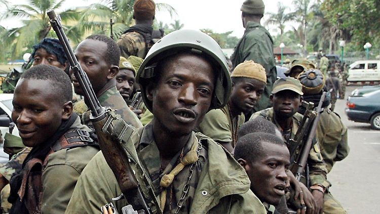 Truppen von Ouattara in Abidjan.