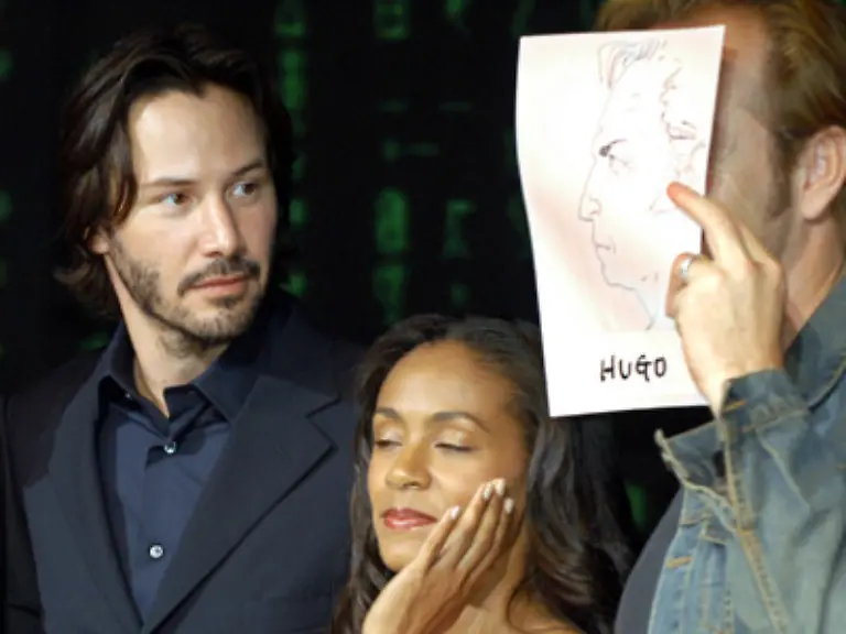 Und-auch-in-Matrix-steht-sie-an-der-Seite-eines-attraktiven-Mannes-Keanu-Reeves