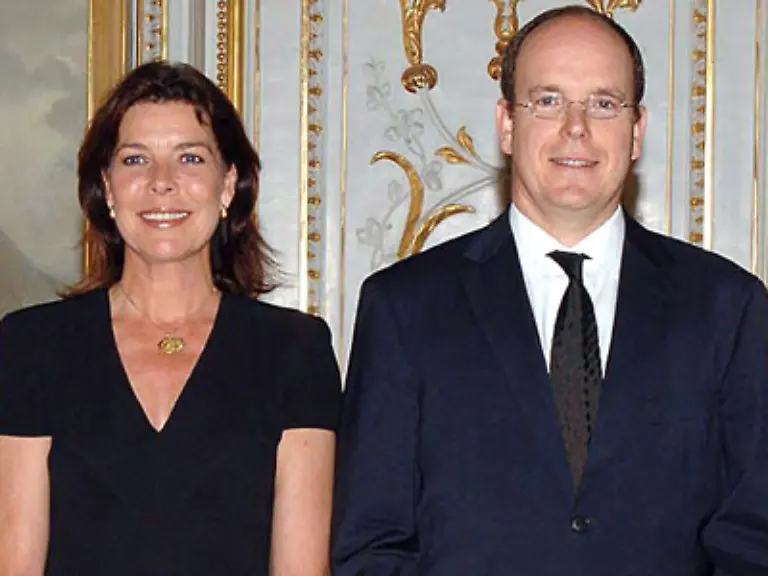 Denn-dann-muesse-dessen-Frau-die-repraesentativen-Aufgaben-uebernehmen-sagte-sie-1995