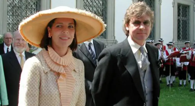 Aus-Ruecksicht-auf-unser-Firmenkonto-gehen-wir-auf-die-diversen-Skandale-und-Skandaelchen