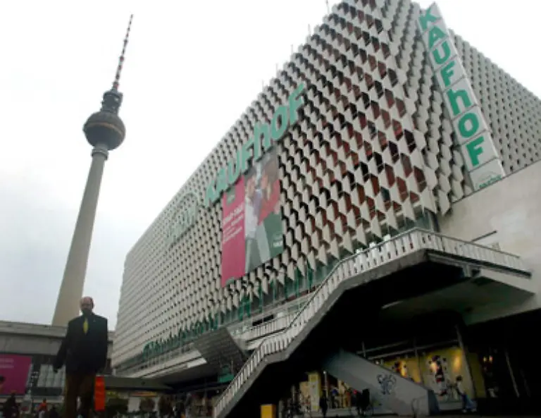 Nach-den-Wende-musste-das-Kaufhaus-mit-dem-Charme-des-alten-Centrum-Warenhauses-vorlieb-nehmen