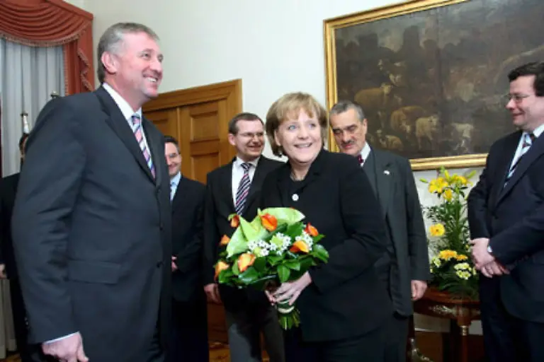 Was-kriegt-man-nachdem-man-2000-Mal-einen-Blumenstrauss-angenommen