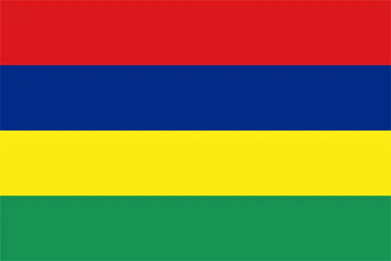 Die-Flagge-von-Mauritius-Rot-steht-fuer-den-Kampf-um-Freiheit-Blau-fuer-den-Indischen-Ozean-Gelb-fuer-das-goldene-Sonnenlicht-und-Gruen-fuer-die-ueberreiche-Vegetation