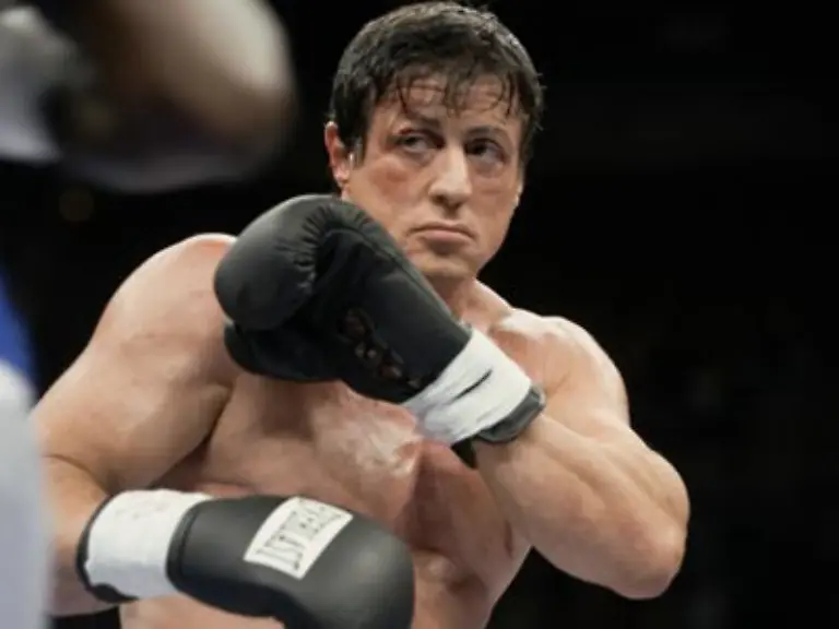 Auf-die-Nachricht-dass-Sylvester-Stallone-mehr-als-30-Jahre-nach-seinem-Welthit-Rocky-wieder-in-den-Boxring-steigt