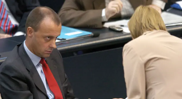 Zugleich-war-jedoch-klar-In-der-Tagespolitik-gab-es-fuer-Merz-nicht-mehr-viel-zu-tun-Zu-unsouveraen-hatte-er-den-innerparteilichen-Kampf-gegen-Angela-Merkel-verloren