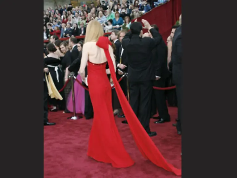 stand-eine-ganz-andere-Wanderung-auf-dem-Tagesprogramm-Der-Gang-ueber-den-roten-Teppich