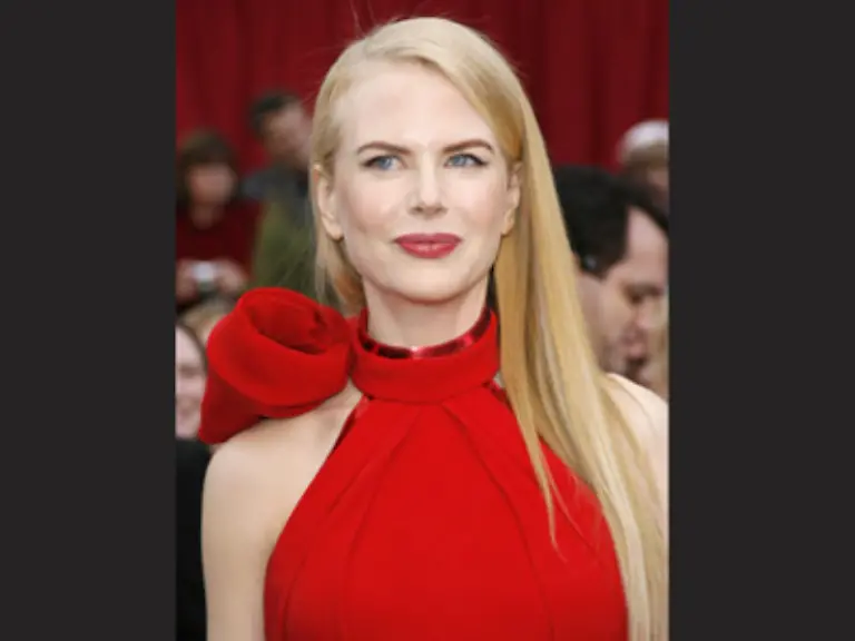 Allein-kann-man-einen-glamouroesen-Auftritt-haben