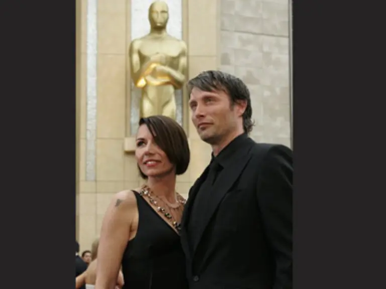 Und-Bond-Boesewicht-der-in-dem-wunderschoenen-und-dramatischen-Film-Nach-der-Hochzeit-mitwirkte-kam-auch