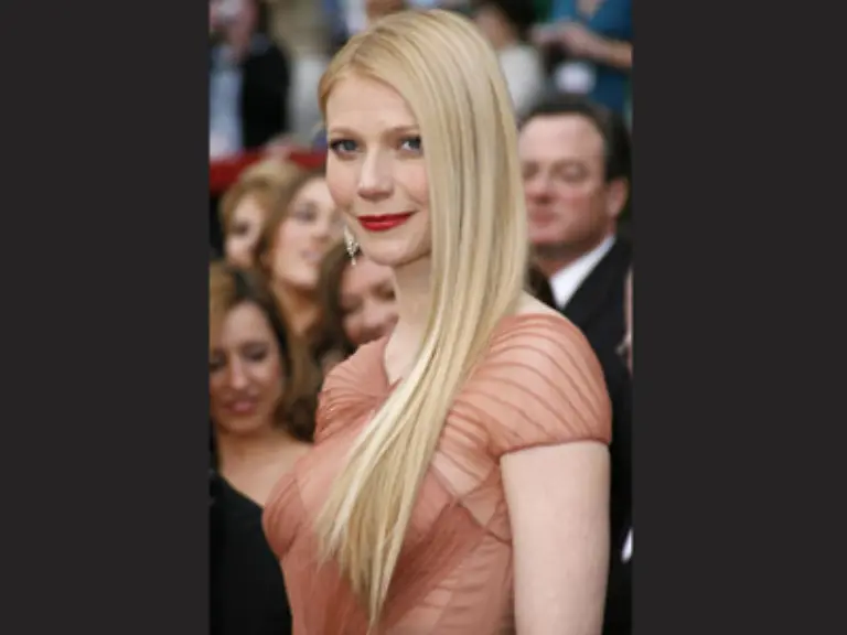 Aber-da-es-ja-zum-Glueck-auch-Backstage-wie-wir-Insider-zu-Hinter-der-Buehne-sagen-Kameras-gibt