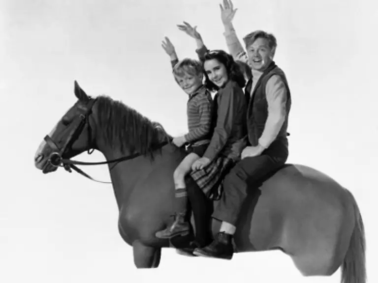 Sie-bekam-Ballettschuhe-sobald-sie-laufen-konnte-und-tanzte-als-Dreijaehrige-mit-ihrer-Klasse-vor-der-britischen-Koenigin