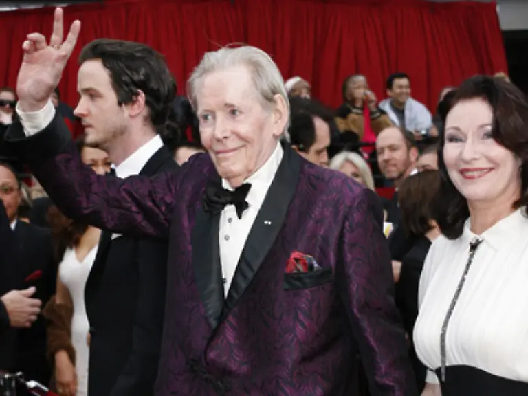 und-Peter-O-Toole-was-er-sich-wuenscht-Peace-Der-Oscar-war-fuer-ihn-jedoch-nicht-drin