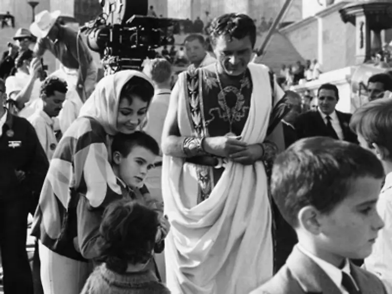 Ein-Skandal-denn-beide-sind-noch-mit-anderen-Partnern-verheiratet