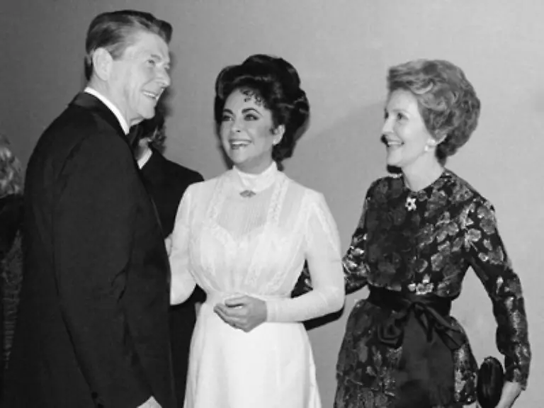 Auch-politisch-mischt-sie-weiter-mit