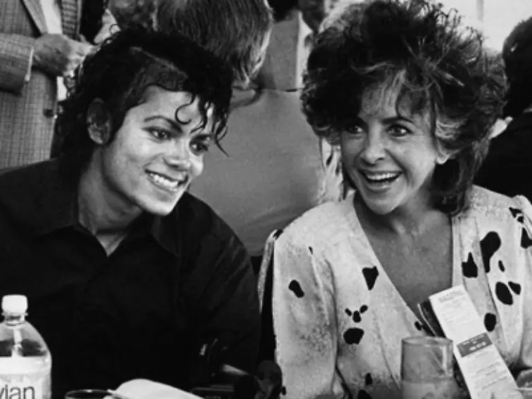 Mit-Michael-Jackson-verbindet-sie-der-Kampf-gegen-Aids